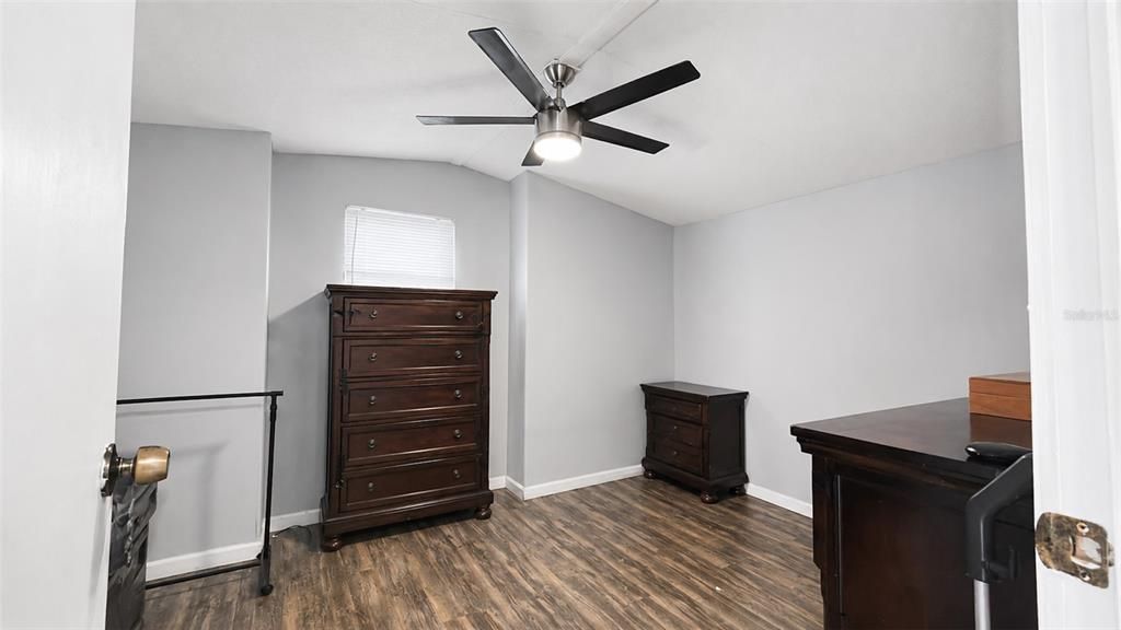 For Rent: $1,250 (1 beds, 1 baths, 510 Square Feet)