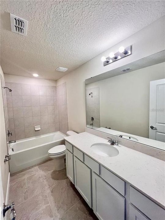 В аренду: $2,750 (4 спален, 3 ванн, 2207 Квадратных фут)