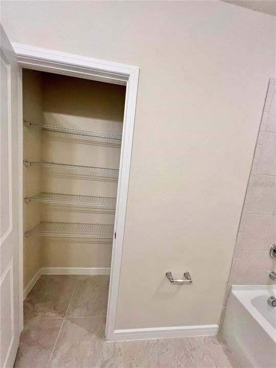 В аренду: $2,750 (4 спален, 3 ванн, 2207 Квадратных фут)