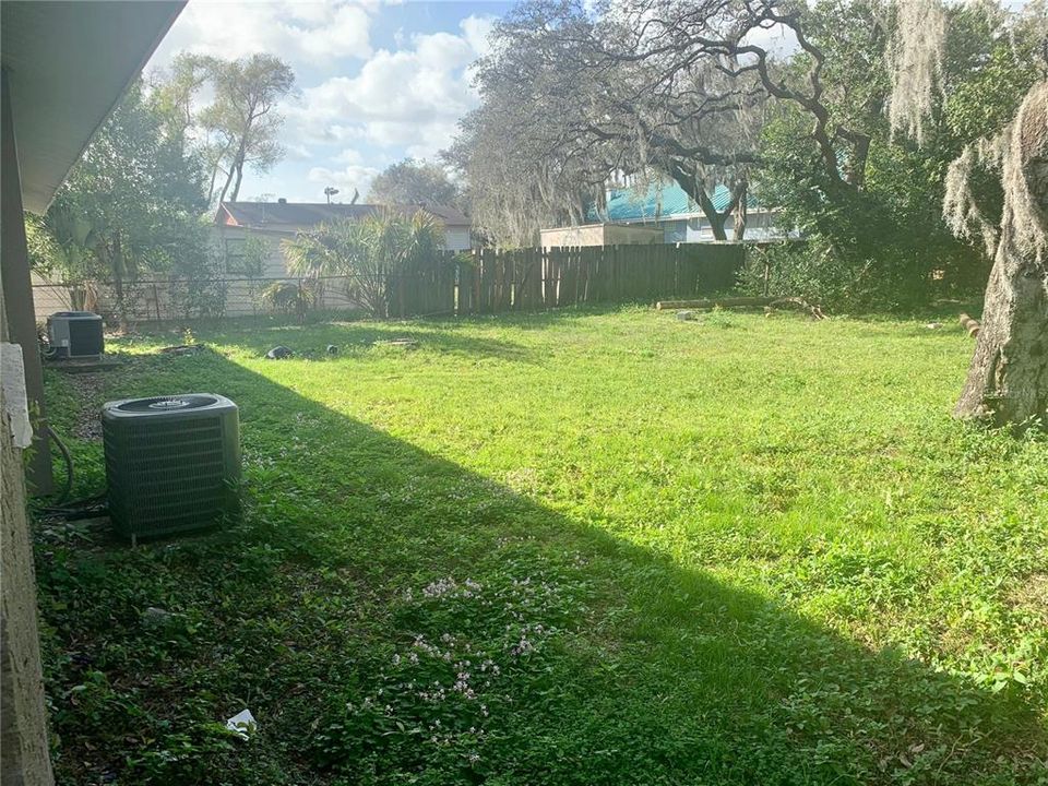 En Venta: $325,000 (4 camas, 0 baños, 1750 Pies cuadrados)
