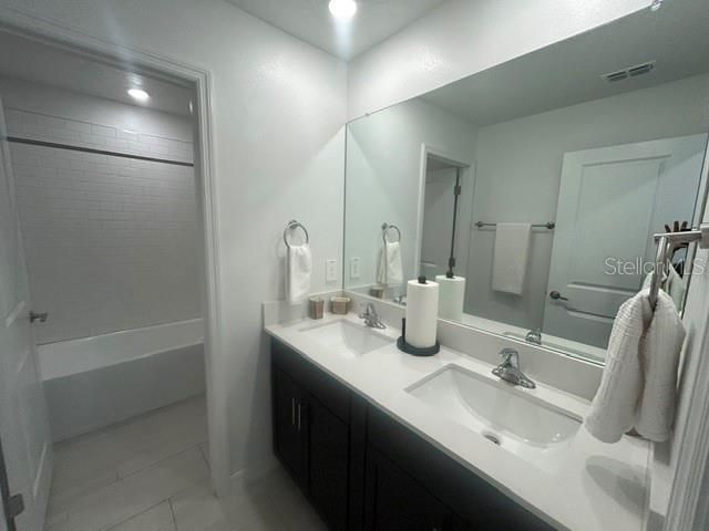 В аренду: $3,700 (6 спален, 3 ванн, 3092 Квадратных фут)