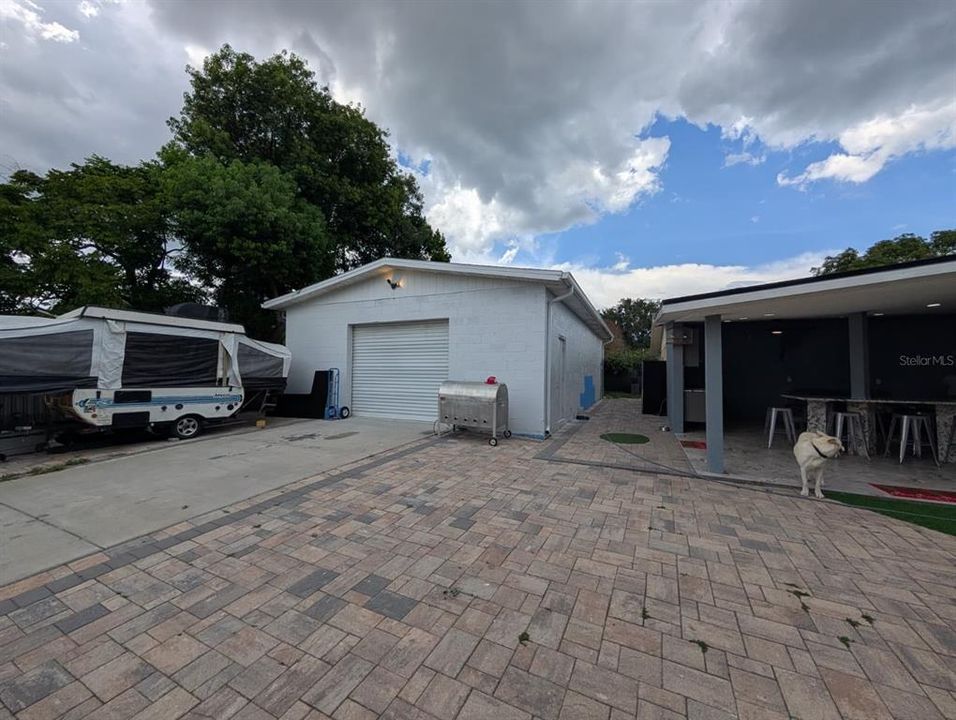 For Sale: $720,000 (5 beds, 4 baths, 2102 Square Feet)