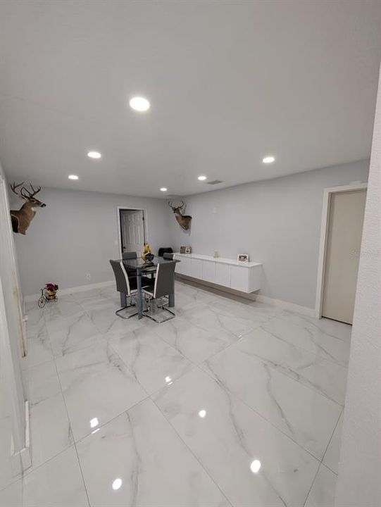 For Sale: $720,000 (5 beds, 4 baths, 2102 Square Feet)