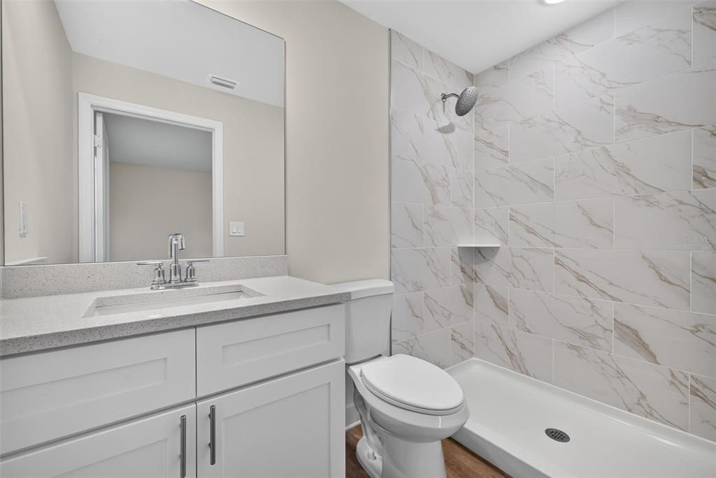 En Venta: $329,500 (3 camas, 3 baños, 1818 Pies cuadrados)