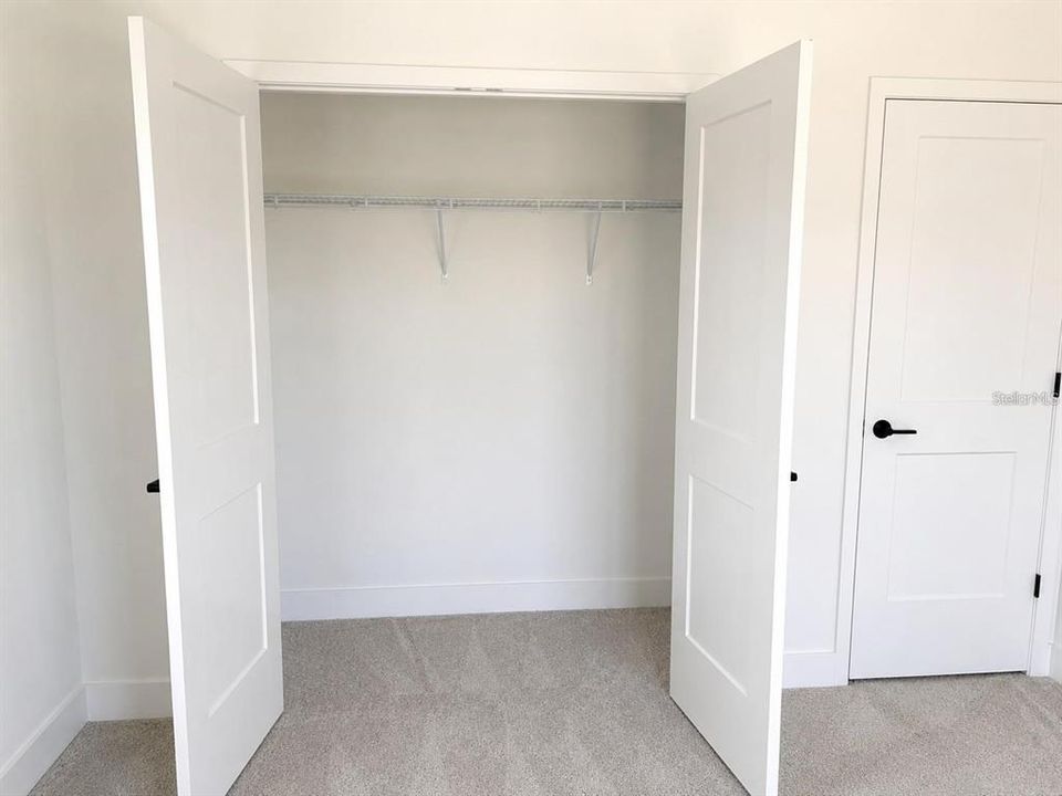 На продажу: $355,900 (4 спален, 2 ванн, 1755 Квадратных фут)