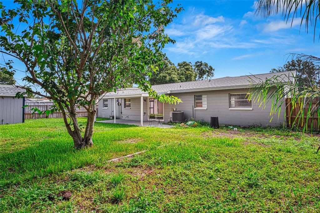 For Sale: $269,900 (3 beds, 2 baths, 1277 Square Feet)