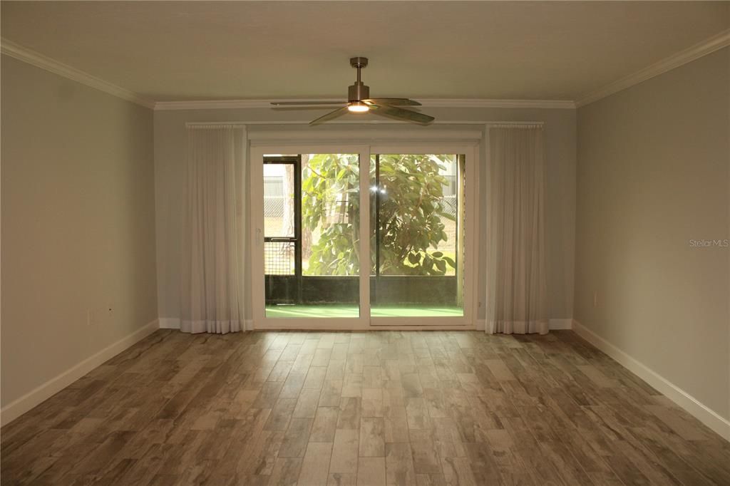 En Renta: $1,895 (2 camas, 2 baños, 1099 Pies cuadrados)