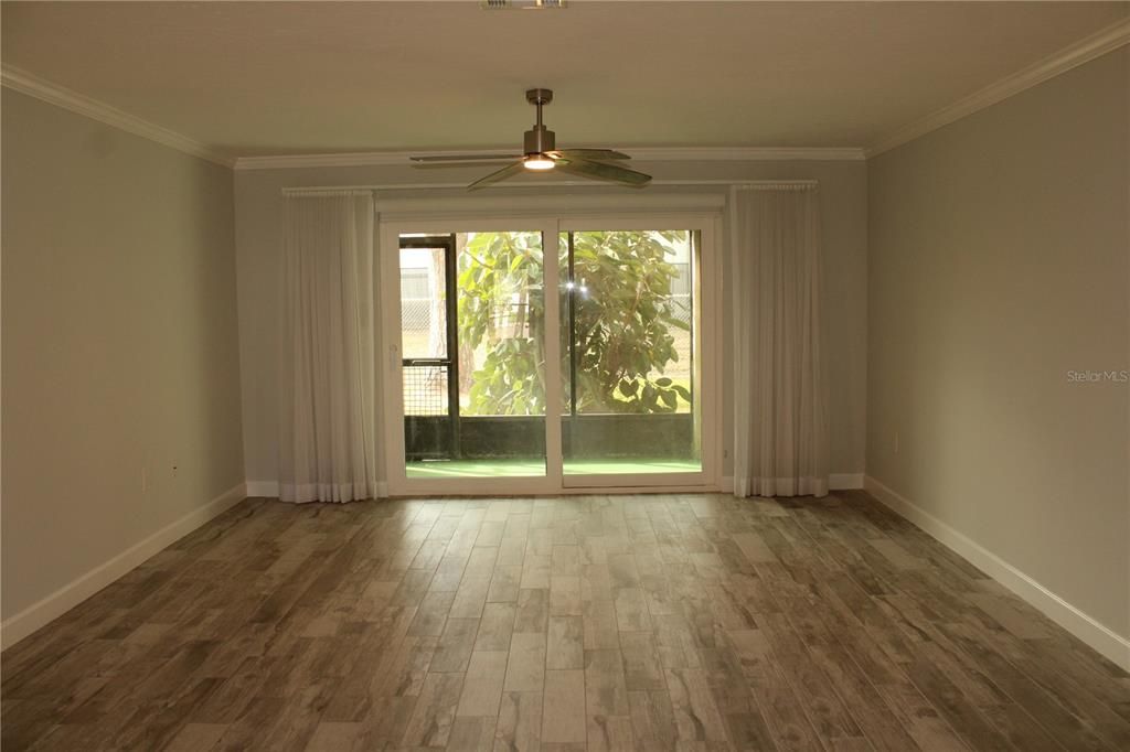 En Renta: $1,895 (2 camas, 2 baños, 1099 Pies cuadrados)