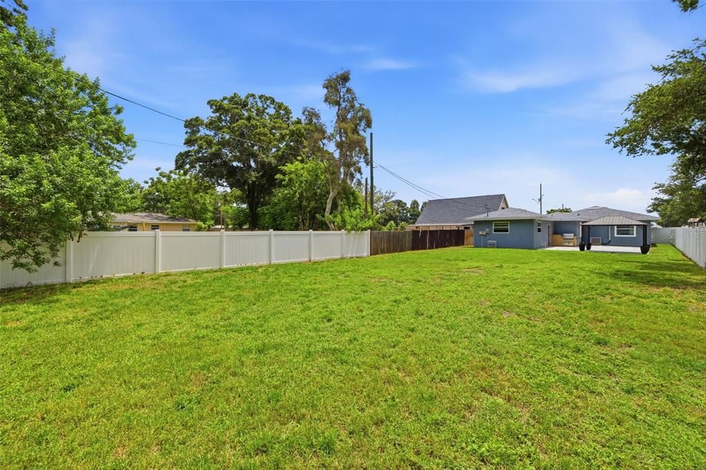 Activo con contrato: $329,000 (2 camas, 1 baños, 984 Pies cuadrados)