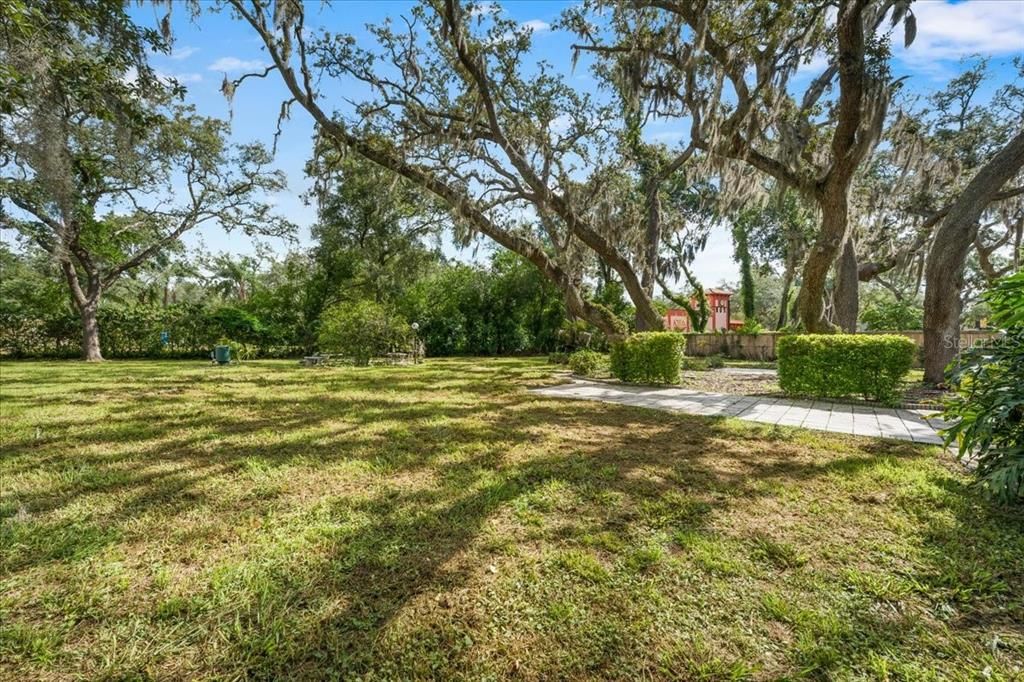 En Venta: $499,900 (4 camas, 2 baños, 1937 Pies cuadrados)