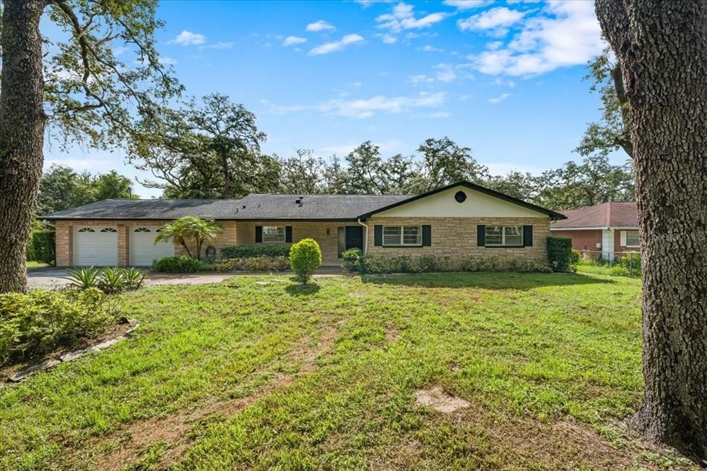 En Venta: $499,900 (4 camas, 2 baños, 1937 Pies cuadrados)