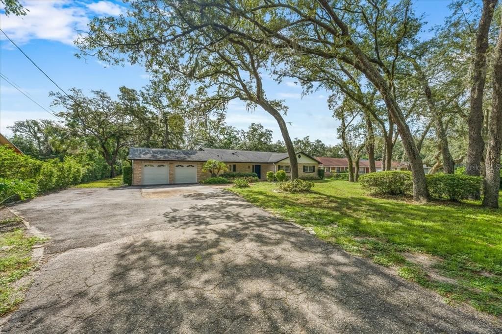 En Venta: $499,900 (4 camas, 2 baños, 1937 Pies cuadrados)