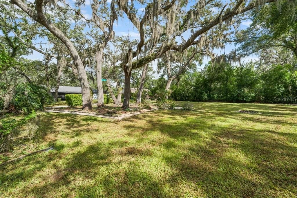 En Venta: $499,900 (4 camas, 2 baños, 1937 Pies cuadrados)