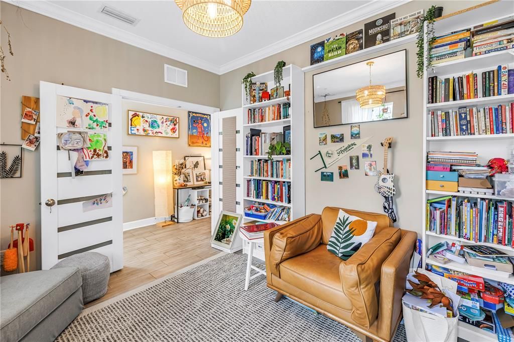 Active With Contract: $725,000 (3 beds, 2 baths, 1748 Square Feet)