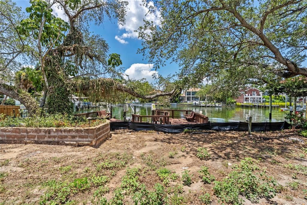 For Sale: $4,890,000 (0.40 acres)