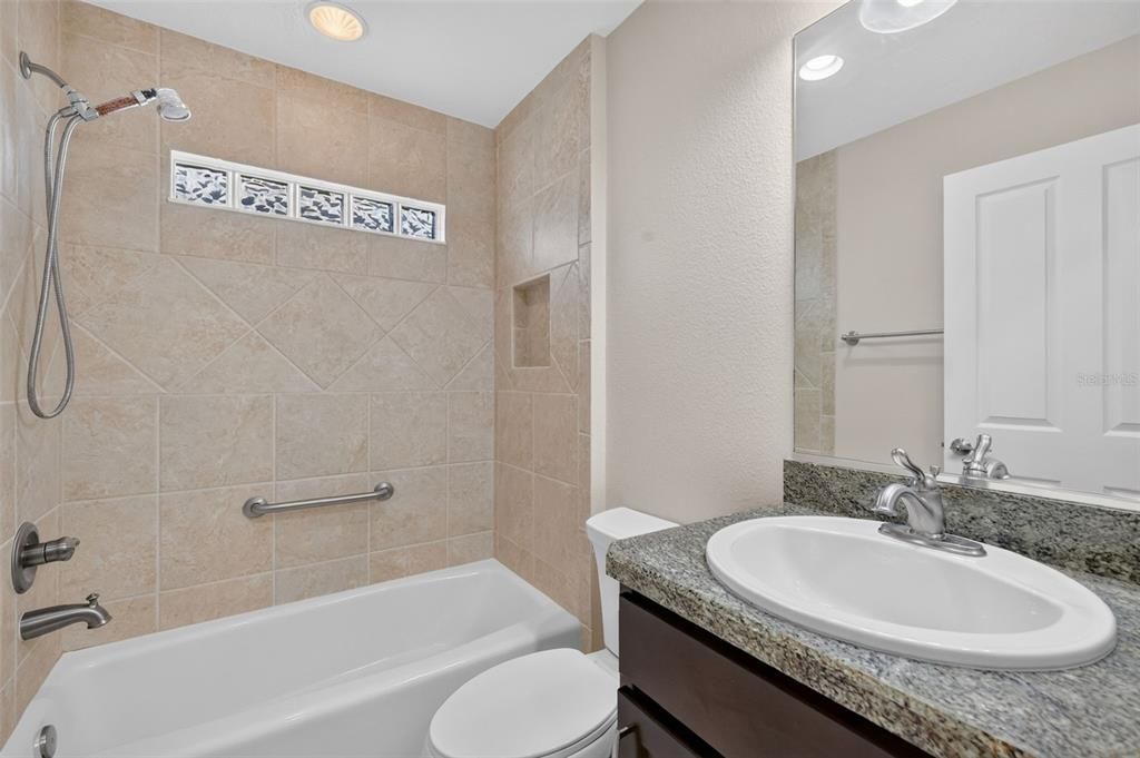 For Sale: $425,000 (3 beds, 2 baths, 1541 Square Feet)
