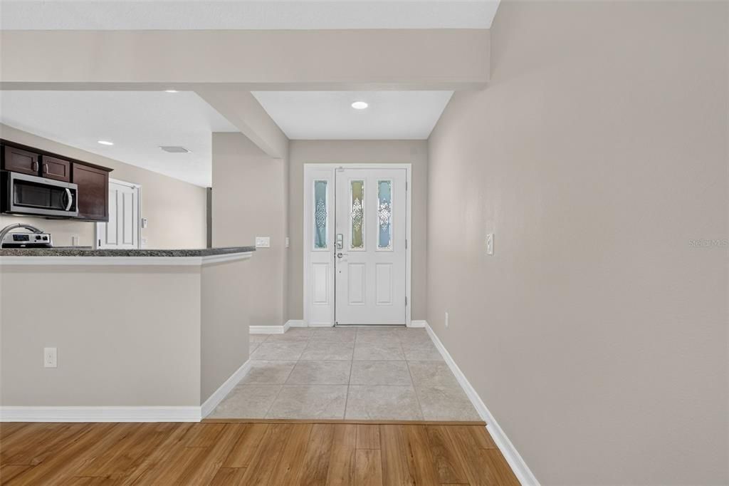 For Sale: $425,000 (3 beds, 2 baths, 1541 Square Feet)