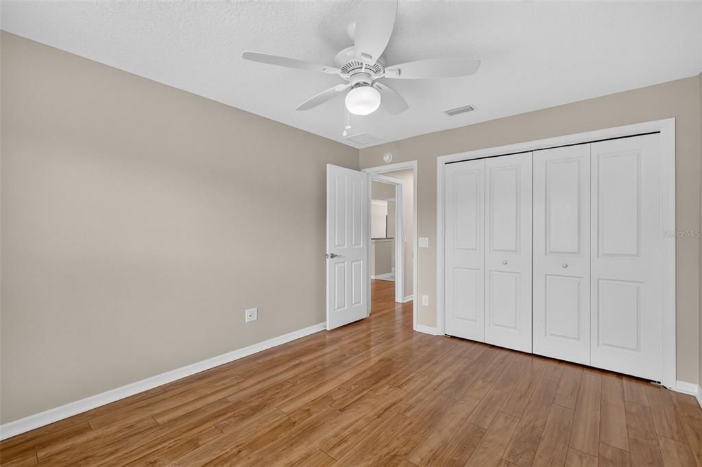 For Sale: $425,000 (3 beds, 2 baths, 1541 Square Feet)
