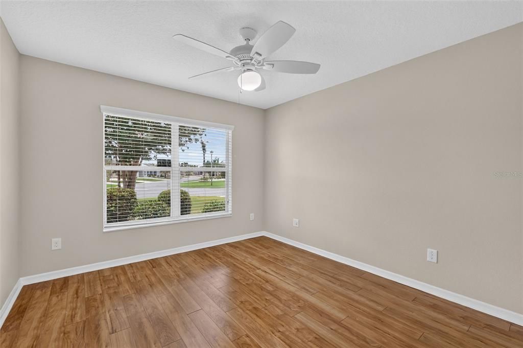 For Sale: $425,000 (3 beds, 2 baths, 1541 Square Feet)