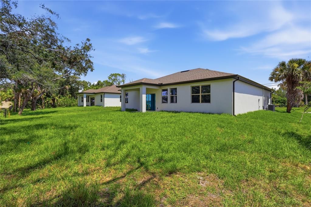На продажу: $329,900 (4 спален, 2 ванн, 1810 Квадратных фут)