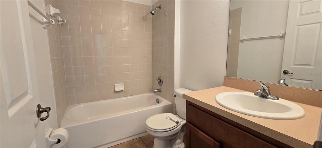 В аренду: $1,900 (3 спален, 2 ванн, 1511 Квадратных фут)