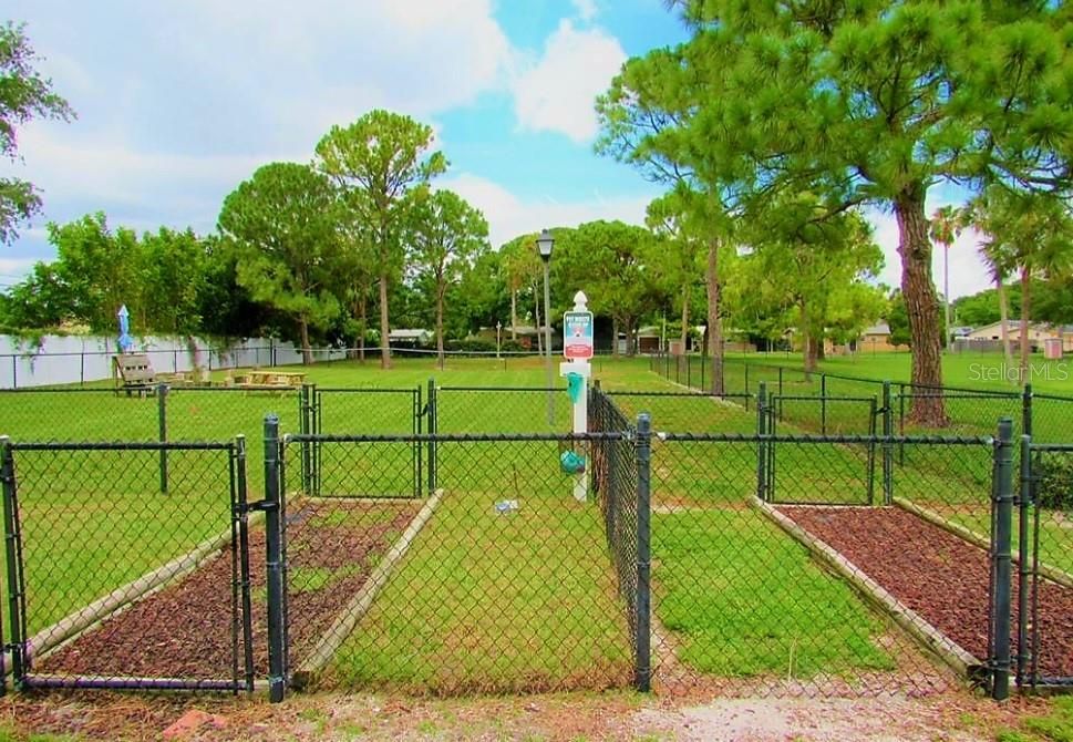 For Rent: $2,050 (2 beds, 1 baths, 720 Square Feet)