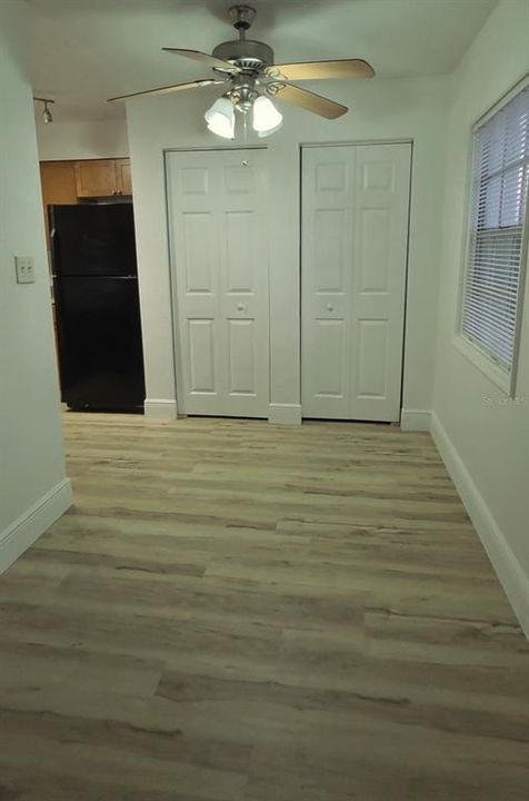 For Rent: $2,050 (2 beds, 1 baths, 720 Square Feet)