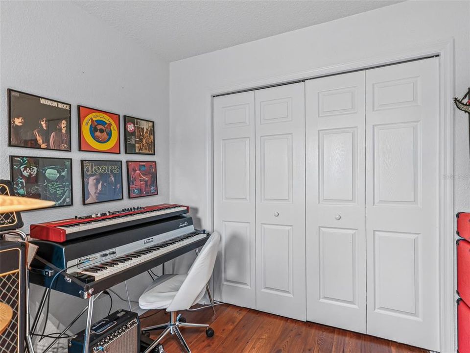 En Venta: $538,000 (3 camas, 3 baños, 2222 Pies cuadrados)