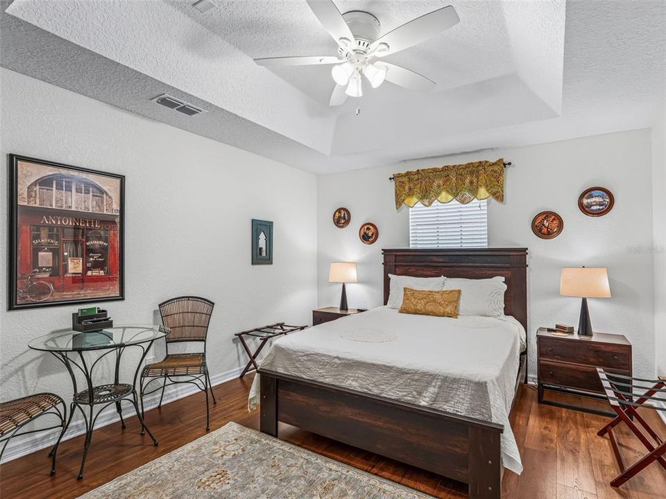 En Venta: $538,000 (3 camas, 3 baños, 2222 Pies cuadrados)
