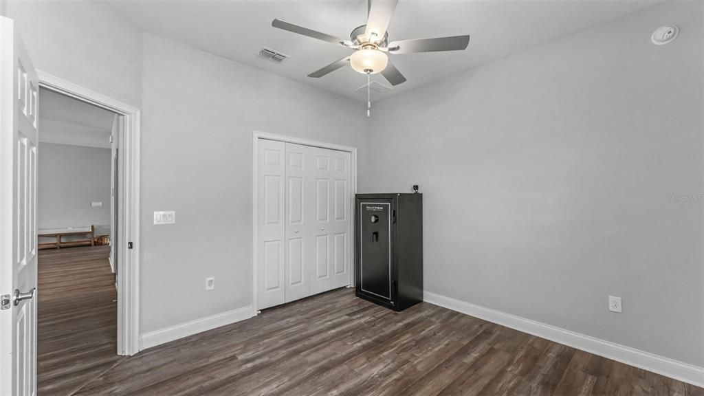 For Sale: $545,000 (4 beds, 3 baths, 2566 Square Feet)