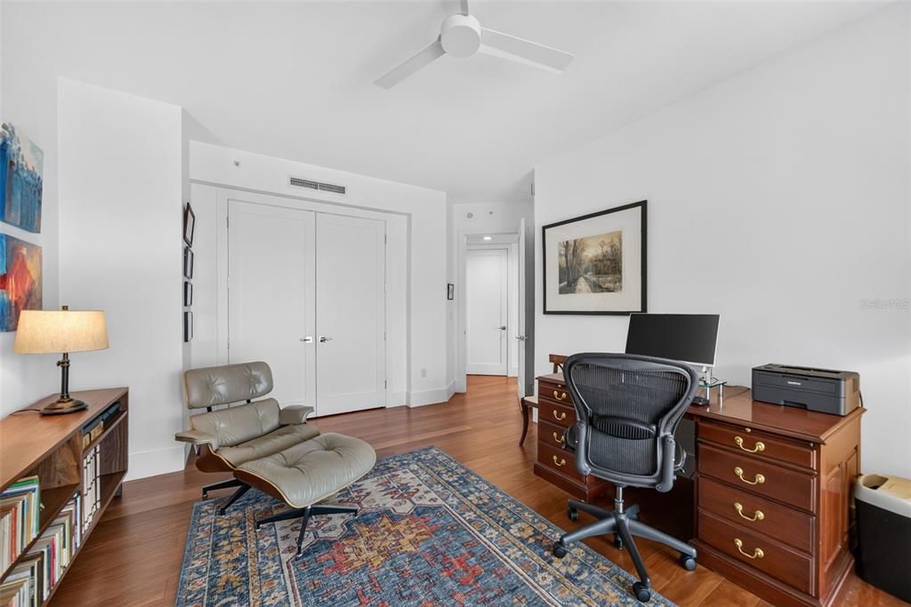 For Sale: $2,650,000 (3 beds, 3 baths, 2985 Square Feet)