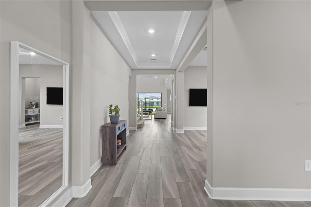 For Sale: $1,095,000 (5 beds, 4 baths, 4404 Square Feet)