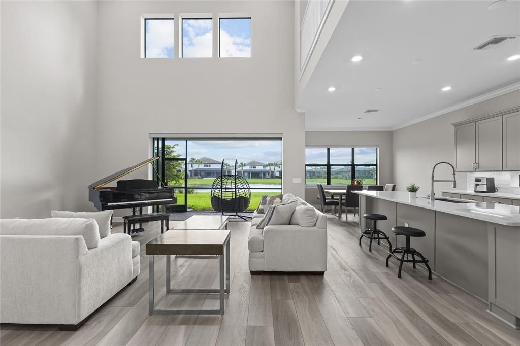 For Sale: $1,095,000 (5 beds, 4 baths, 4404 Square Feet)