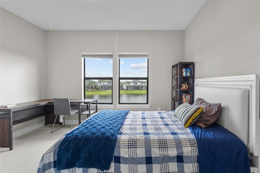 For Sale: $1,095,000 (5 beds, 4 baths, 4404 Square Feet)