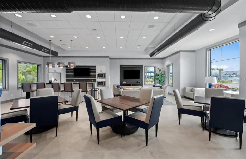 For Sale: $1,095,000 (5 beds, 4 baths, 4404 Square Feet)