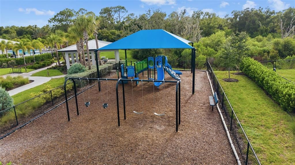 For Sale: $1,095,000 (5 beds, 4 baths, 4404 Square Feet)