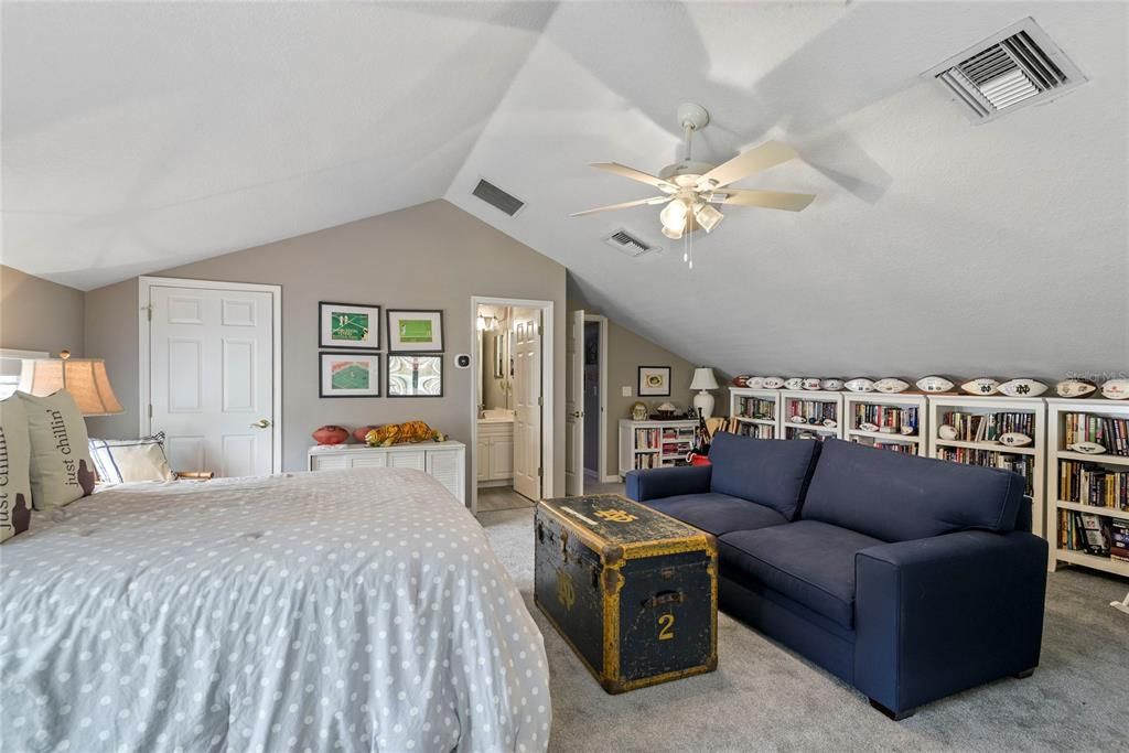 For Sale: $859,900 (4 beds, 4 baths, 3286 Square Feet)