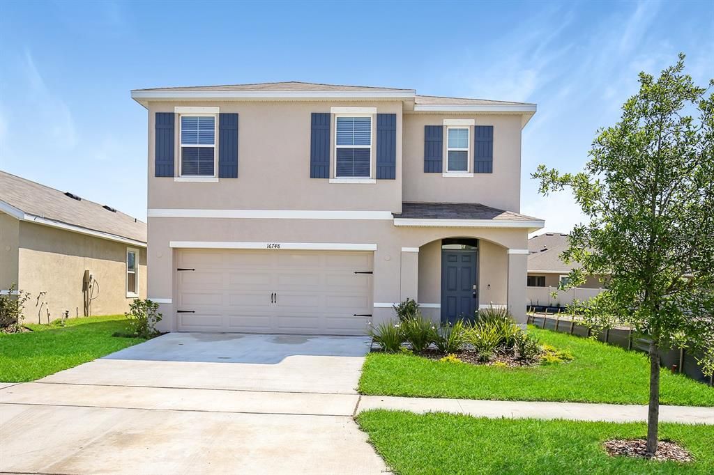 Recently Rented: $2,575 (5 beds, 3 baths, 2522 Square Feet)