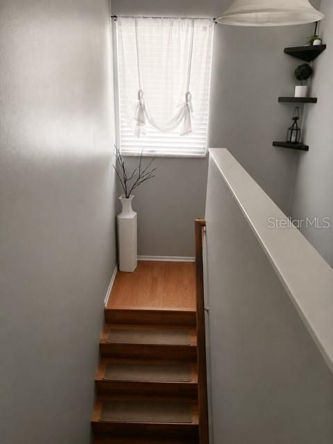 В аренду: $1,850 (3 спален, 2 ванн, 1214 Квадратных фут)