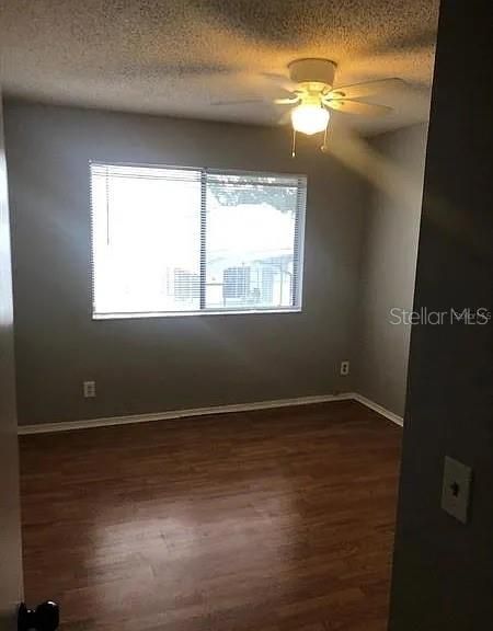 В аренду: $1,850 (3 спален, 2 ванн, 1214 Квадратных фут)