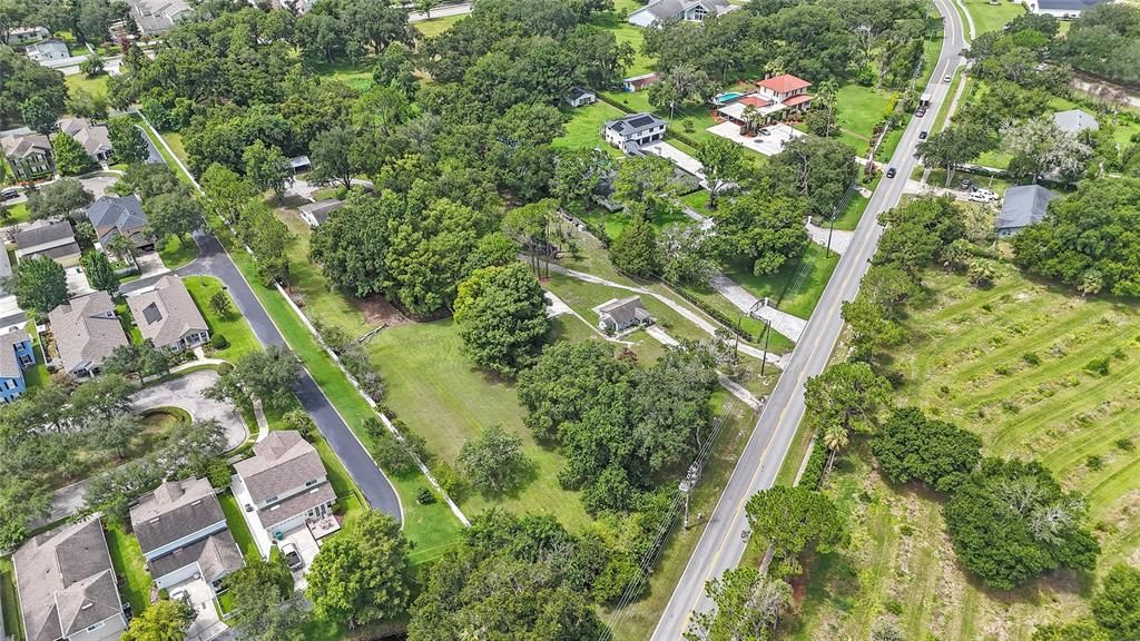 En Venta: $2,500,000 (0.91 acres)