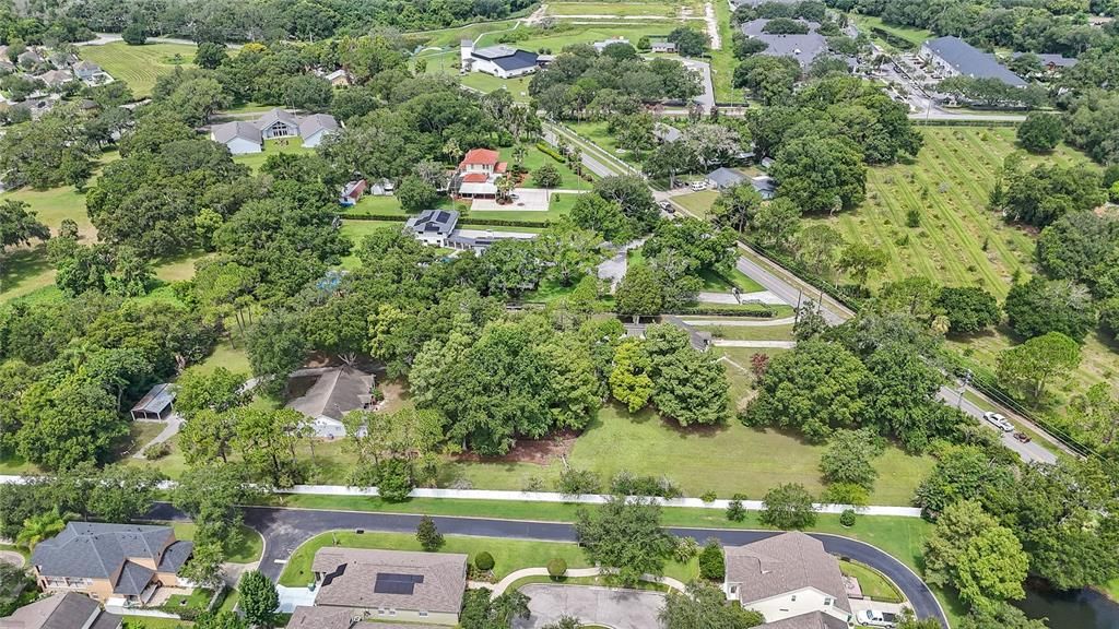 En Venta: $2,500,000 (0.91 acres)