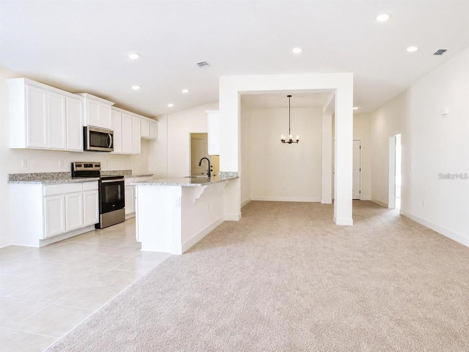En Venta: $355,900 (3 camas, 2 baños, 1970 Pies cuadrados)