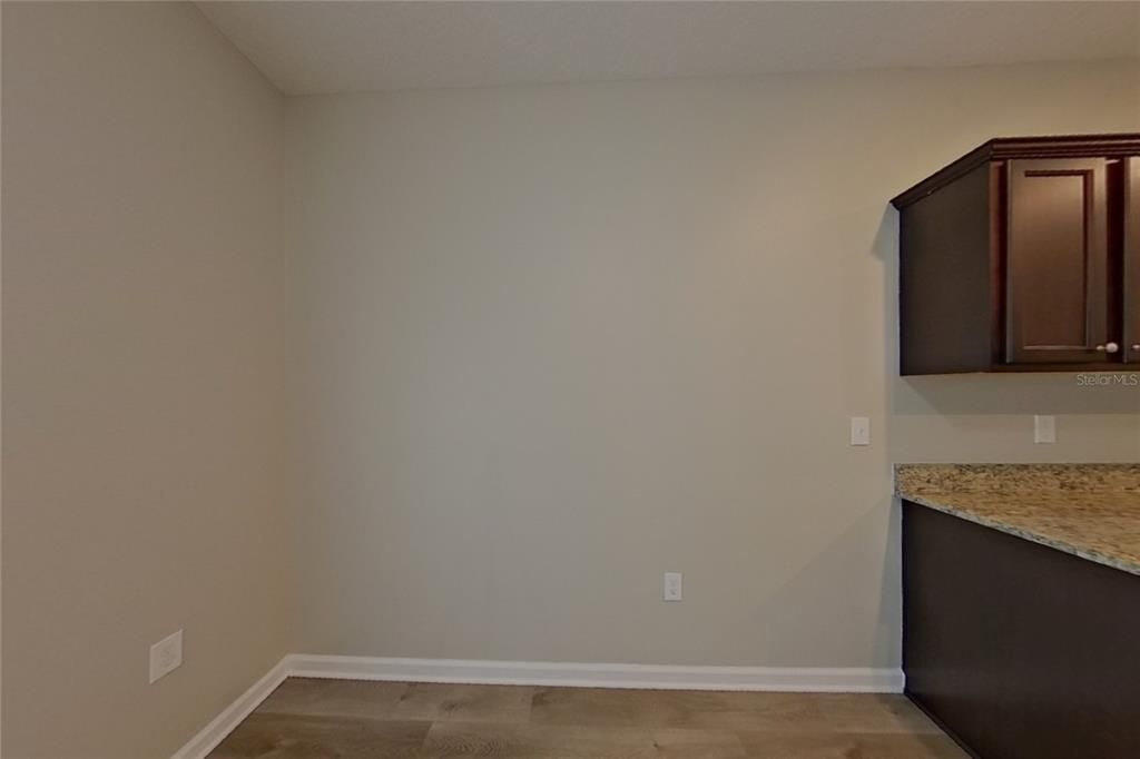 For Rent: $2,169 (4 beds, 2 baths, 1999 Square Feet)