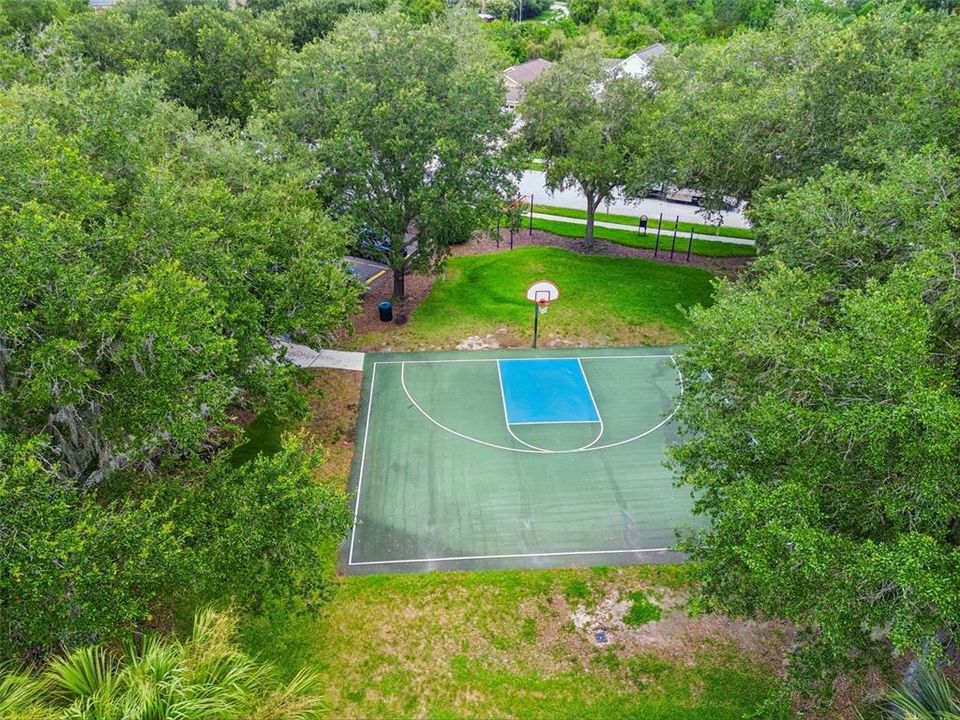 For Sale: $349,900 (3 beds, 2 baths, 1139 Square Feet)