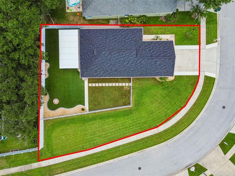 For Sale: $349,900 (3 beds, 2 baths, 1139 Square Feet)