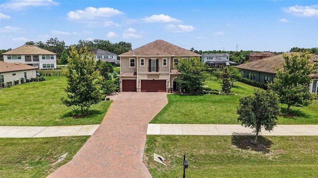For Sale: $1,350,000 (5 beds, 4 baths, 4467 Square Feet)