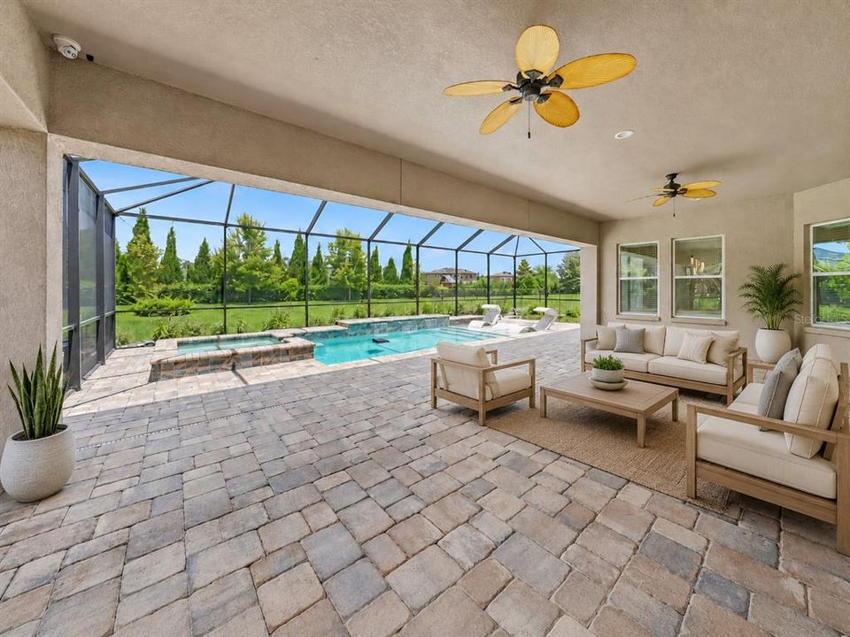 For Sale: $1,350,000 (5 beds, 4 baths, 4467 Square Feet)