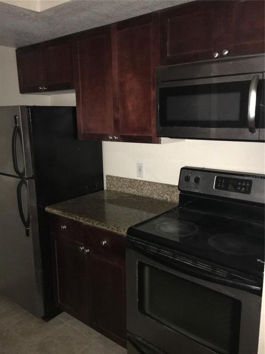 En Renta: $1,250 (1 camas, 1 baños, 711 Pies cuadrados)