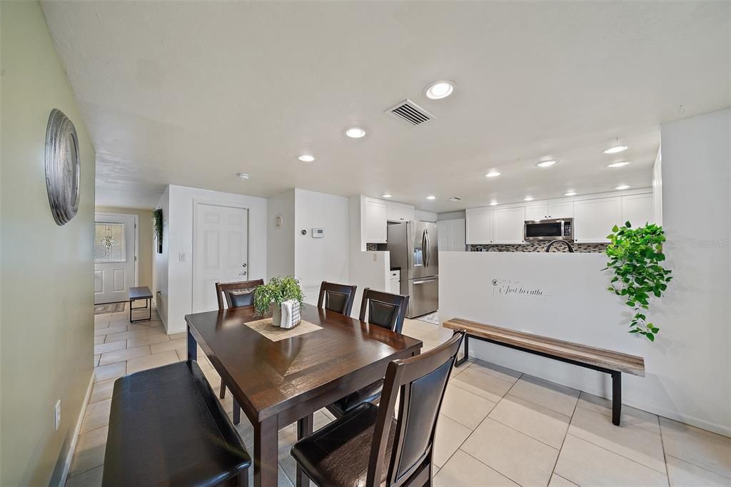 For Sale: $499,000 (3 beds, 2 baths, 1690 Square Feet)